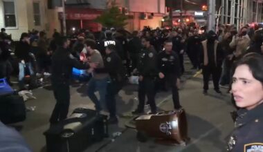 Protest breaks out as ICE arrests man at Wyckoff Heights Medical Center in Bushwick, Brooklyn