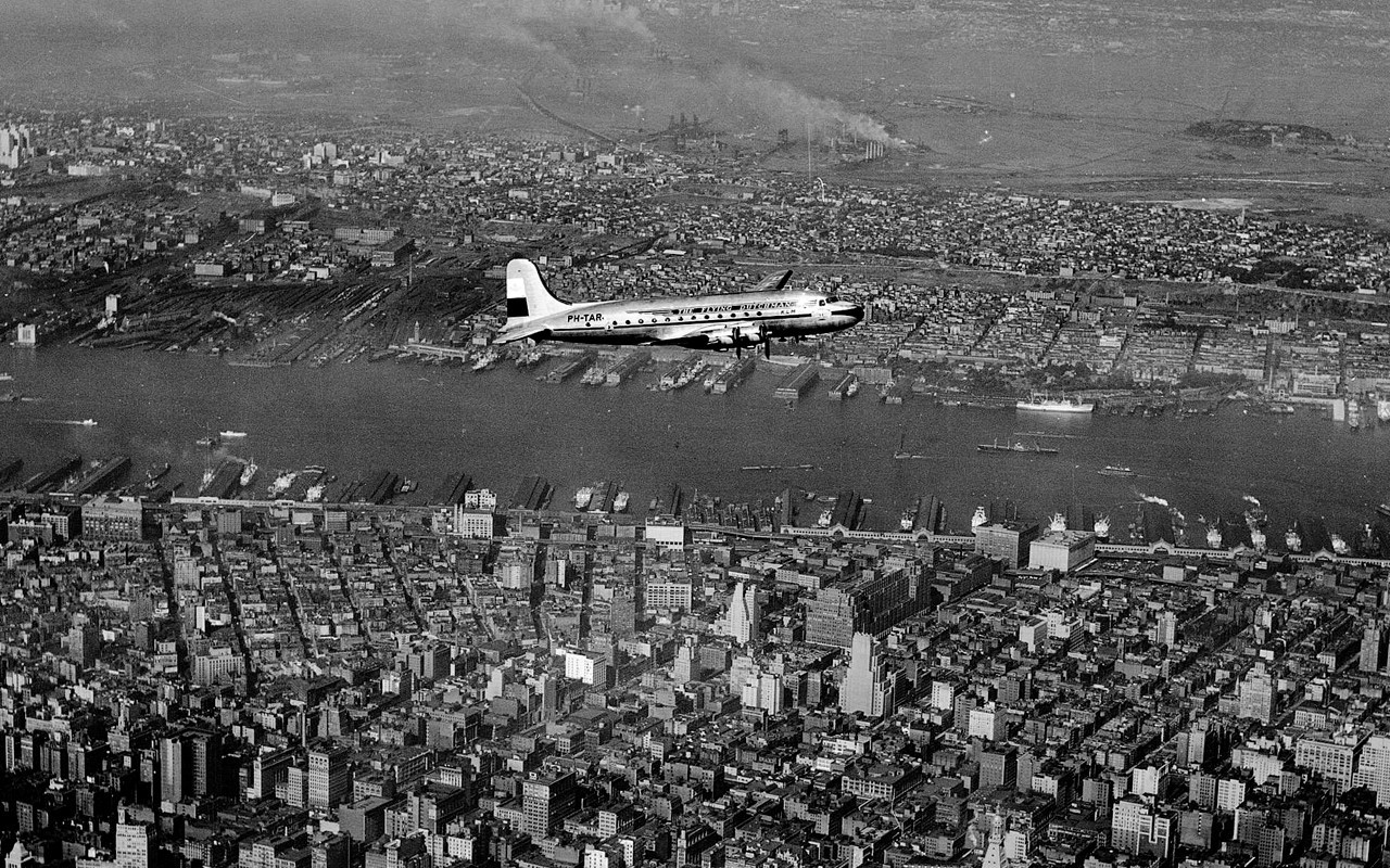KLM celebrates 80 years of connection between Amsterdam and New York