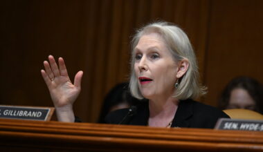 Sen. Gillibrand of New York Clashes With Sean Duffy Over Funding Freeze
