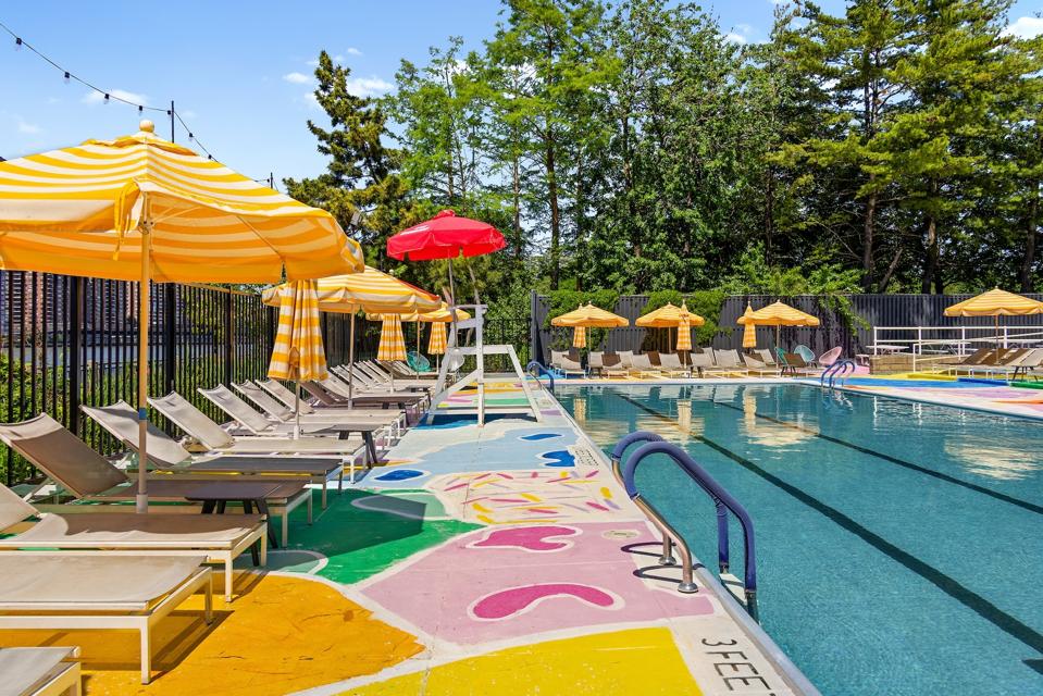 Roosevelt Island’s Famous Outdoor Pool Reopens For 2026