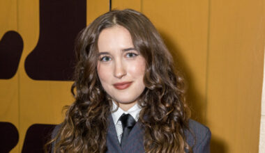 Gracie Lawrence, Jasmine Forsberg, Aubrey Matalon Will Lead The Hello Girls NYC Concert Reading Presentation