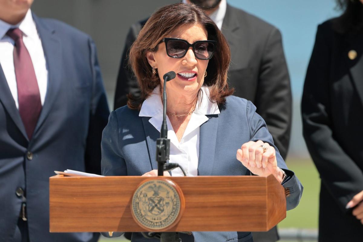 Poll proves NYers aren't buying Hochul's blame-Trump excuses