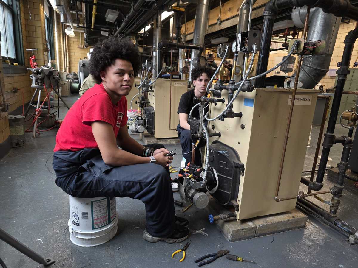 Bronx teens gain hands-on trades experience at Bronx Design and Construction Academy – Bronx Times