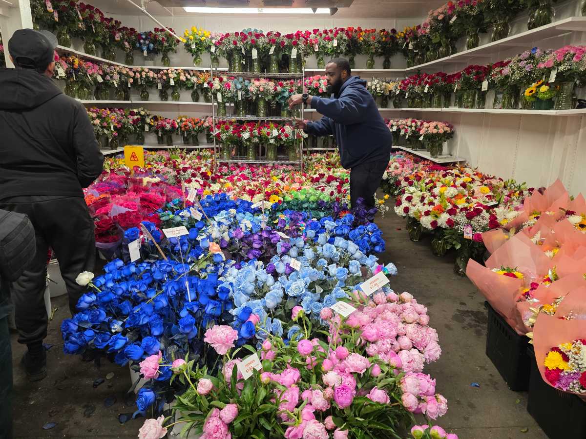 Where to shop for fresh flowers in the borough this spring – Bronx Times