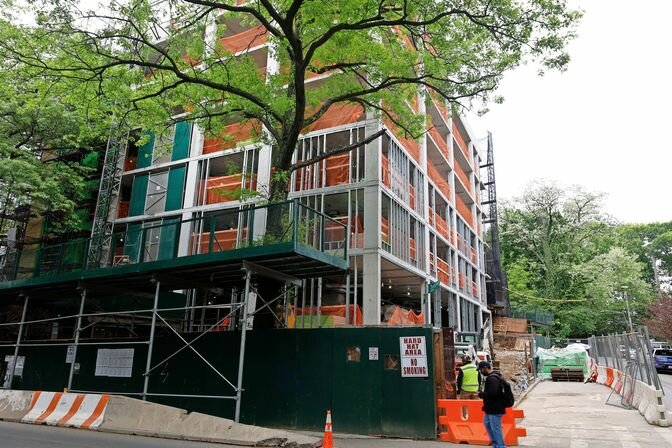 In between Sedgwick Avenue and Stevenson Place, a development is set to be a seven-story building.
