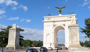 Federal Panel Approves Trump’s Plans for a 250-Foot Arch in Washington
