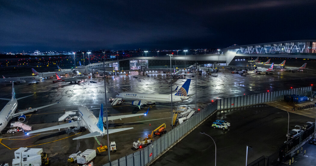 Sinkhole Keeps LaGuardia Runway Closed for a 3rd Day, Causing Delays
