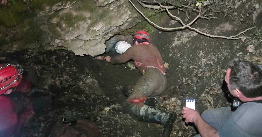 Brooklyn Man Wedged in Upstate New York Cave Is Rescued After 6 Hours