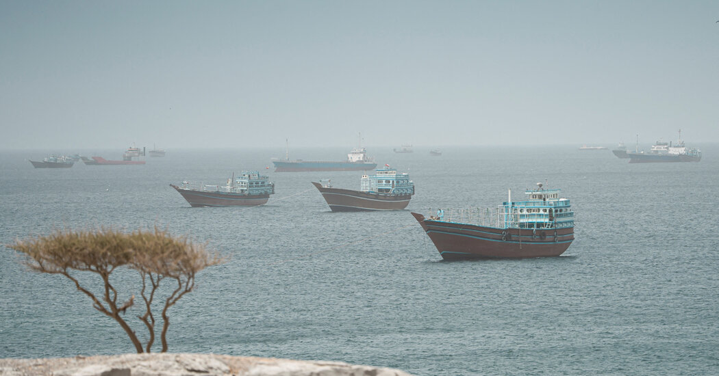 U.S. and Iran Agree in Principle to Reopen Strait of Hormuz, U.S. Official Says