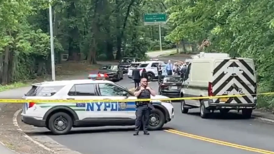Police are investigating the scene after a dead woman was found near a Queens park on May 27, 2026. (Credit: Citizen)