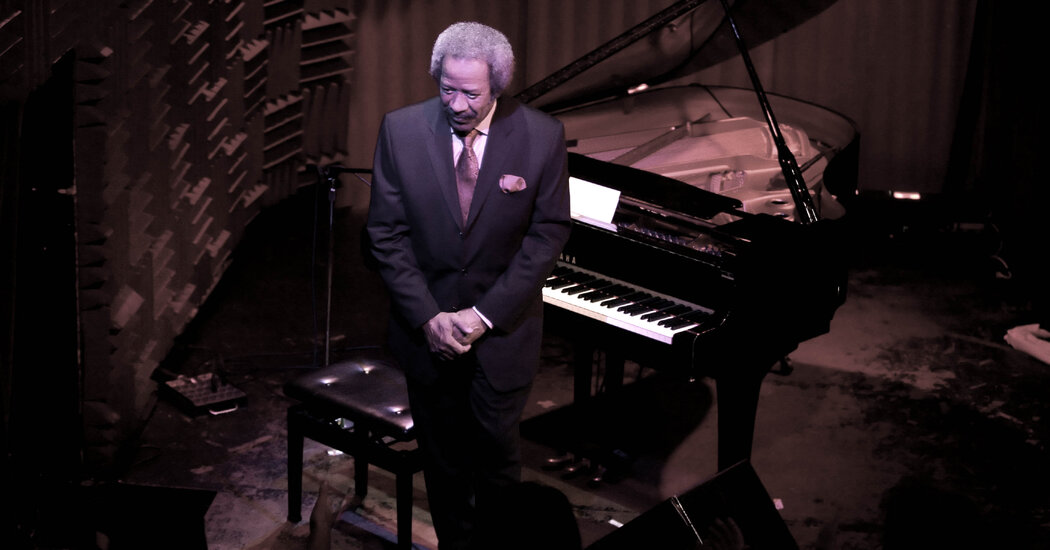 When a Reluctant Songwriting Star Found Refuge on a New York Stage