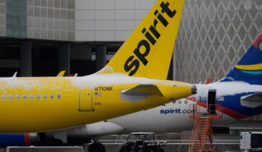 Potential shutdown of Spirit Airlines threatens NYC jobs