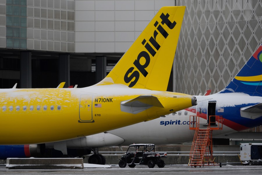 Potential shutdown of Spirit Airlines threatens NYC jobs