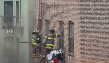 News 12 | Bronx | 5 People Hurt 3 Critically In Bainbridge Avenue Blaze