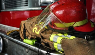 Crews battle 'out-of-control' wildfire in Queens County