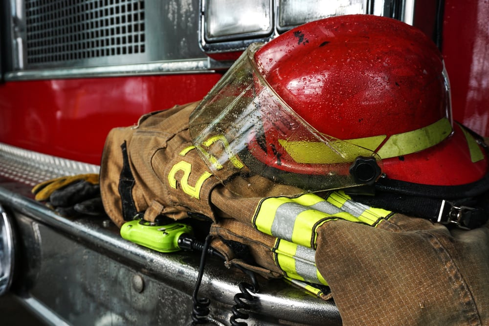 Crews battle 'out-of-control' wildfire in Queens County