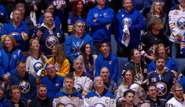 Hockey Fans in Buffalo Finish ‘O Canada’ After Singer’s Mic Malfunctions