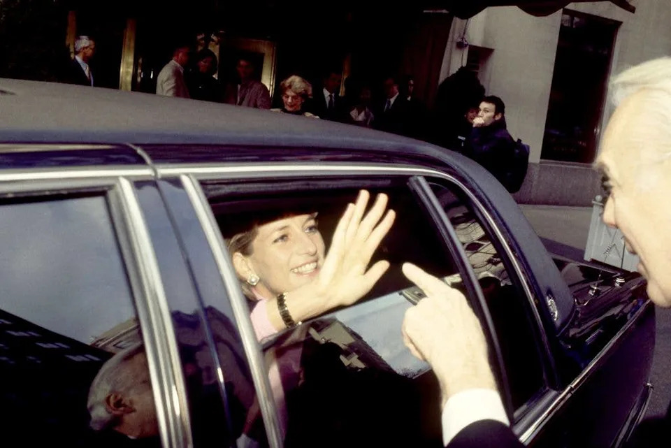 Diana, seen leaving The Carlyle in December 1996, is said to have ridden in an elevator with Steve Jobs and Michael Jackson at the hotel. “The most famous elevator ride in history took place in The Carlyle. Because one of the guys that operates the elevator said to me, ‘You know, we once had Princess Diana, Michael Jackson, and Steve Jobs all at the same time.’ Now, that is a power elevator,” Morgan shared in the documentary. “It was completely silent until Diana began singing ‘Beat It.’”