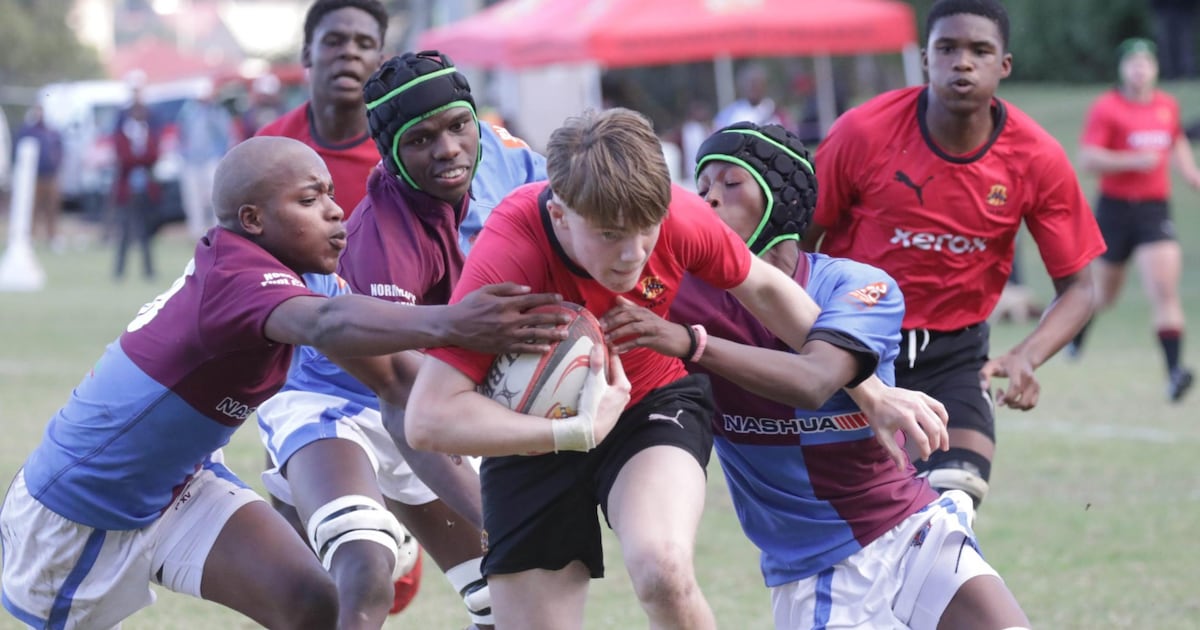 Queen’s finish with strong surge to hold Hudson at bay