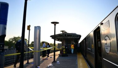 Unidentified man fatally struck by Brooklyn 3 train after falling during dispute over stolen backpack