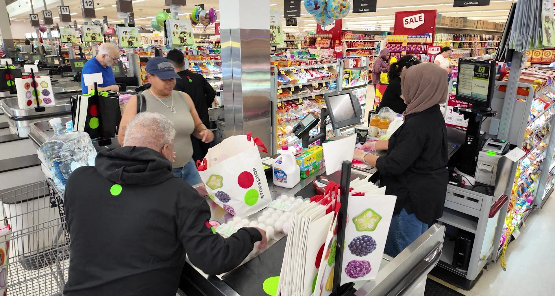 News 12 | Bronx | Stop Shop Confirms Price Cuts Will Last For Years To Come