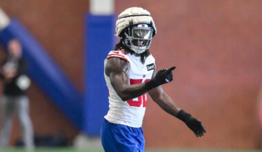 New York Giants officially sign Arvell Reese to rookie deal