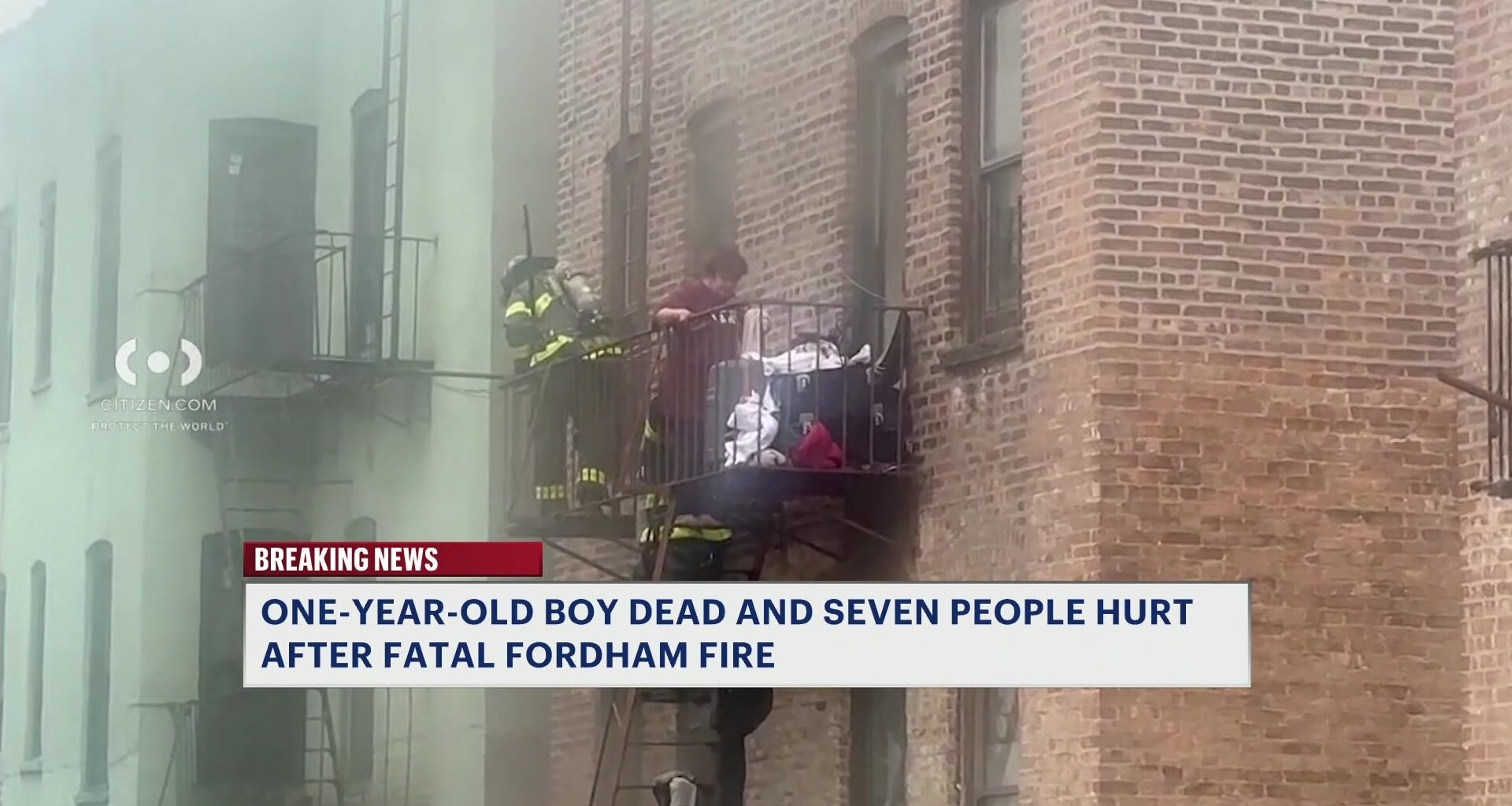 News 12 | Bronx | 5 People Hurt 3 Critically In Bainbridge Avenue Blaze