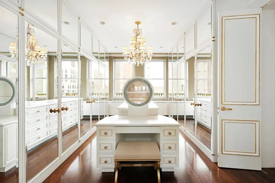 781 Fifth Ave Unit 18, New York, NY 10022