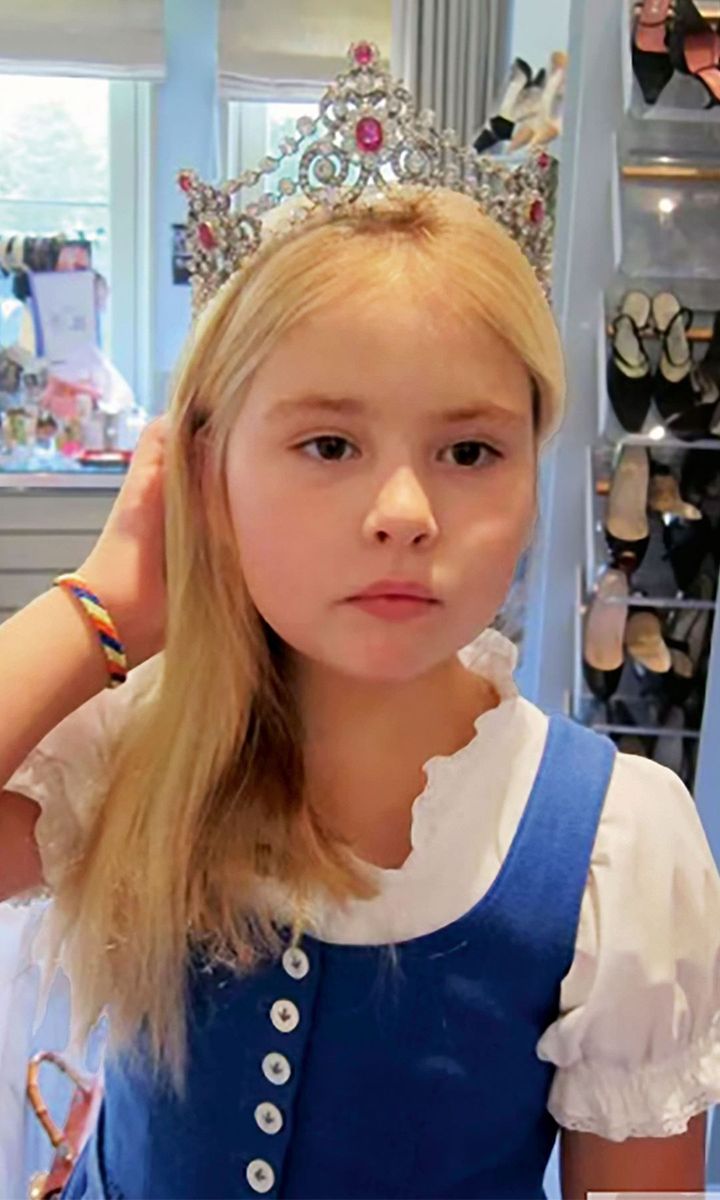 Princess Amalia dusts off Queen Máxima’s jewelry box for the German State Banquet