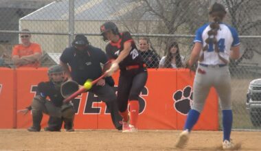 Manhattan jumps on Stillwater early, Tigers defeat Renegades 8-4 | Montana High School Sports