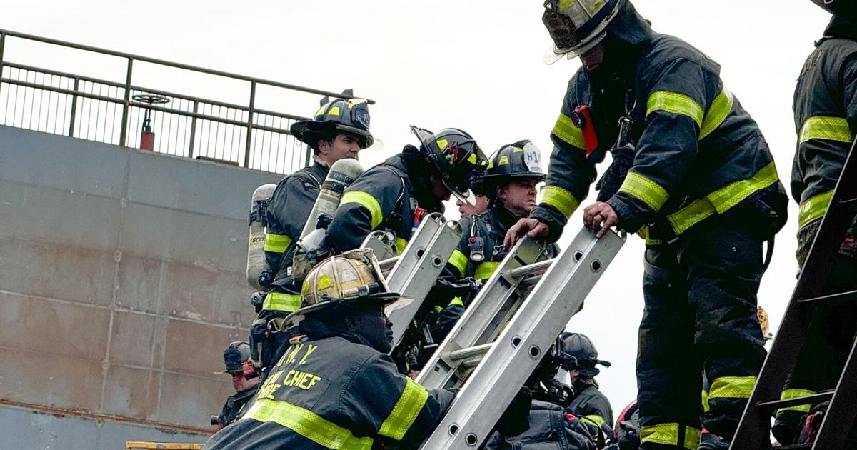 Investigators looking for cause of fatal New York explosion that also wounded over 30 firefighters | Region