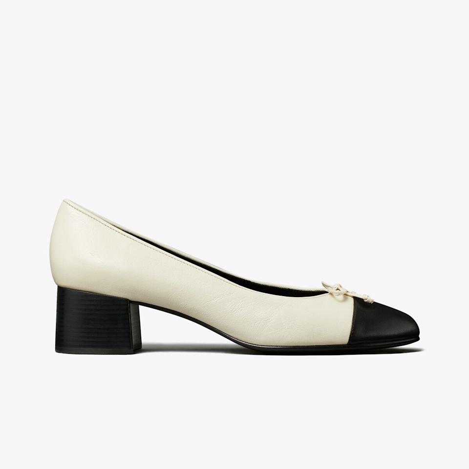 Cap-Toe Pump in White, Size 9.5