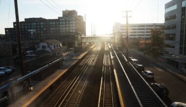 Riders navigate the first weekday of a strike that has shut down the largest US commuter rail system :: WRAL.com