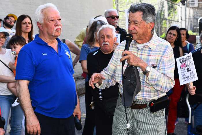 George Delis speaks at Wednesday's rally. Photo by Ramy Mahmoud.
