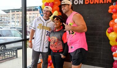 The Savannah Bananas and Party Animals take over the Westchester Square Dunkin Donuts – Bronx Times