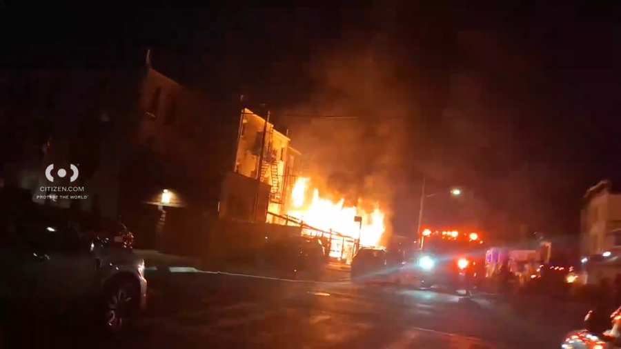Massive early morning fire breaks out in Brooklyn