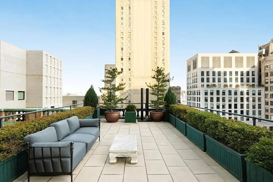 781 Fifth Ave Unit 18, New York, NY 10022