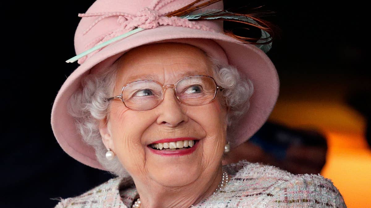 Queen Elizabeth's beauty stash added up to £117.50 – here's what was inside