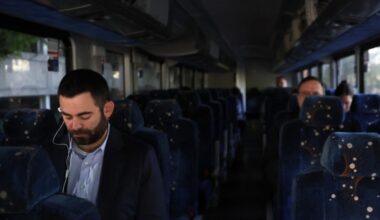 Live updates: No LIRR trains running as strike impacts weekday commute – NBC New York
