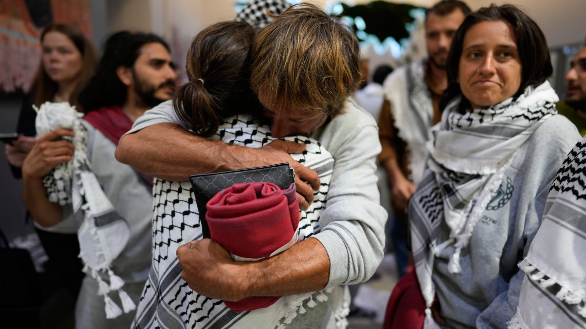 Flotilla activists describe mistreatment by Israeli forces – NBC New York