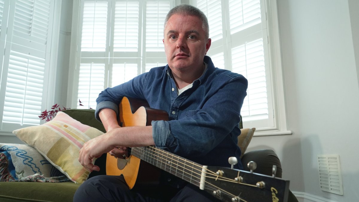 AI helped a musician with Parkinson’s finish his new album – NBC New York