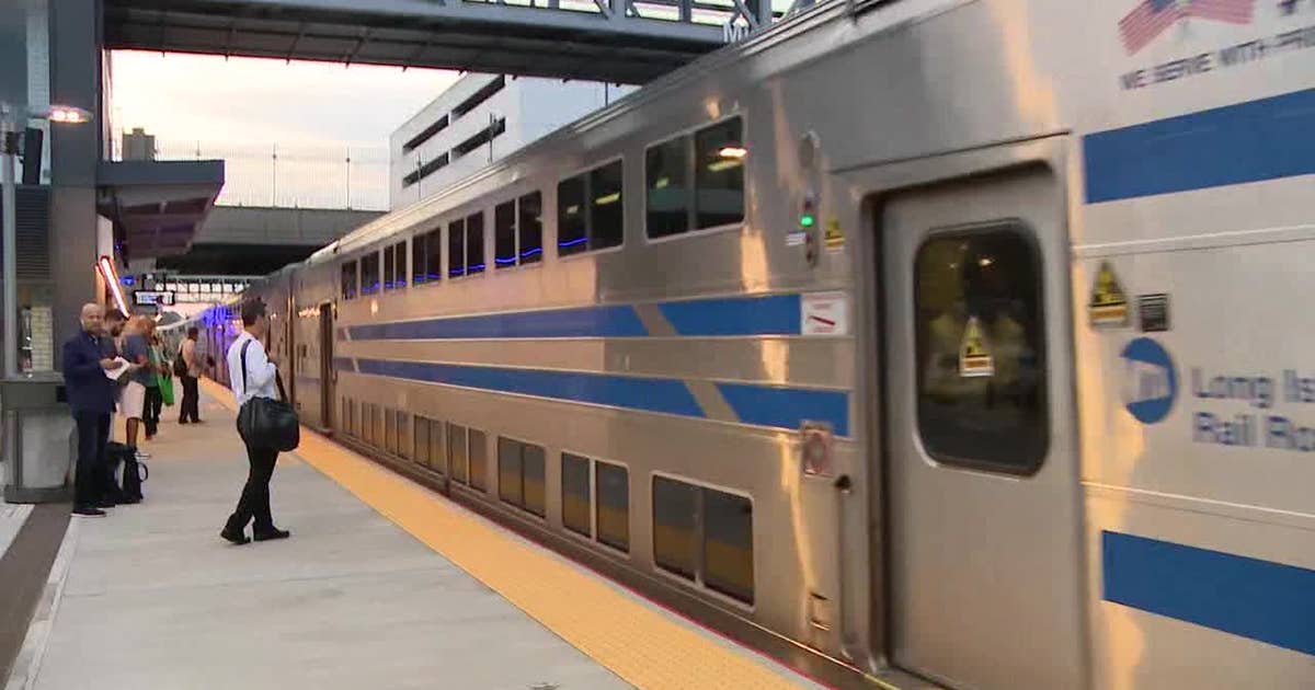 MTA providing shuttle bus service during LIRR strike