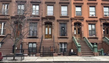 Deed theft is defining Brooklyn assembly race