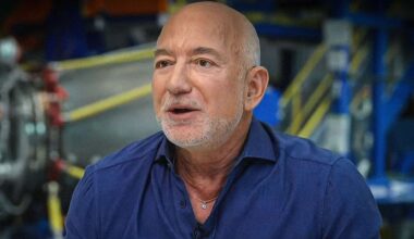 Jeff Bezos thinks teachers in Queens making $75,000 shouldn’t have to pay taxes