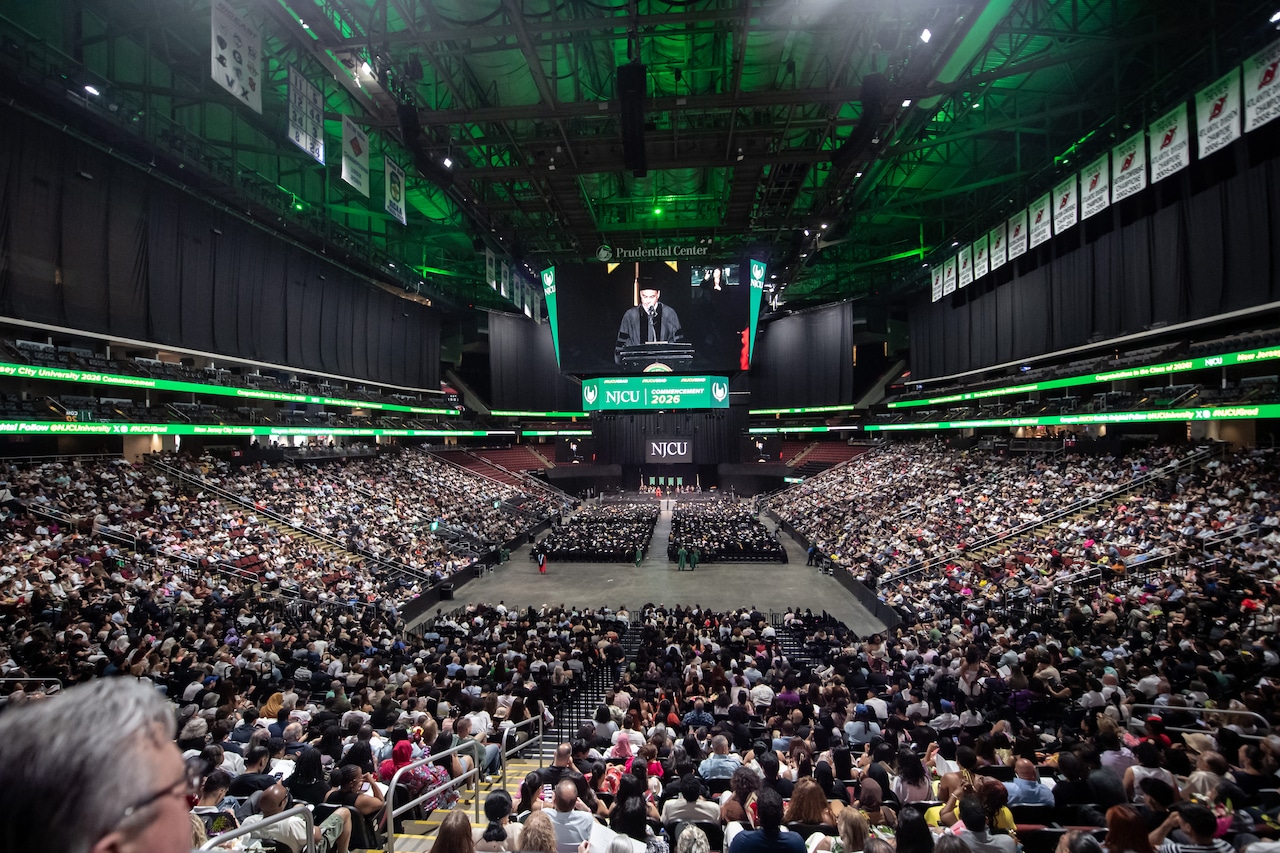 New Jersey City University holds final commencement before Kean merger