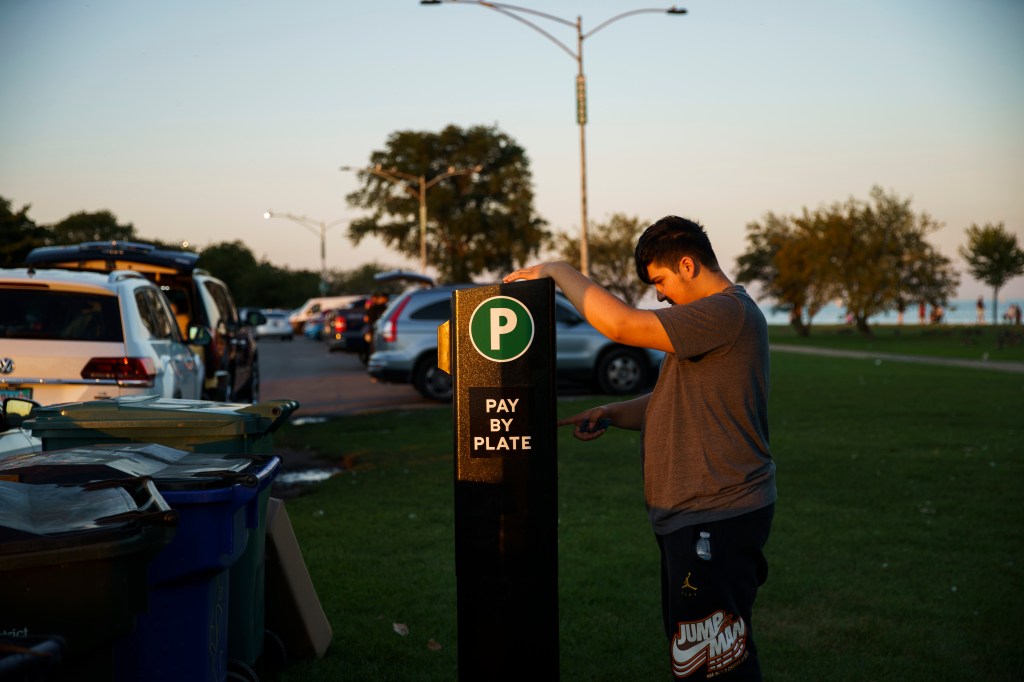 New York investment firm set to buy Chicago parking meters