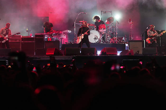 Foo Fighters bring their stadium show to a modest NYC venue. Inside the exclusive, surprise concert