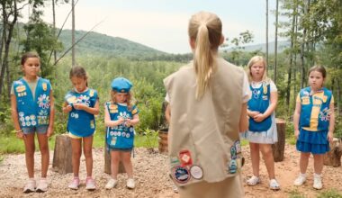 'Cookie Queens' – A Charming Documentary About Four Girls Competing to Sell the Most Girl Scout Cookies