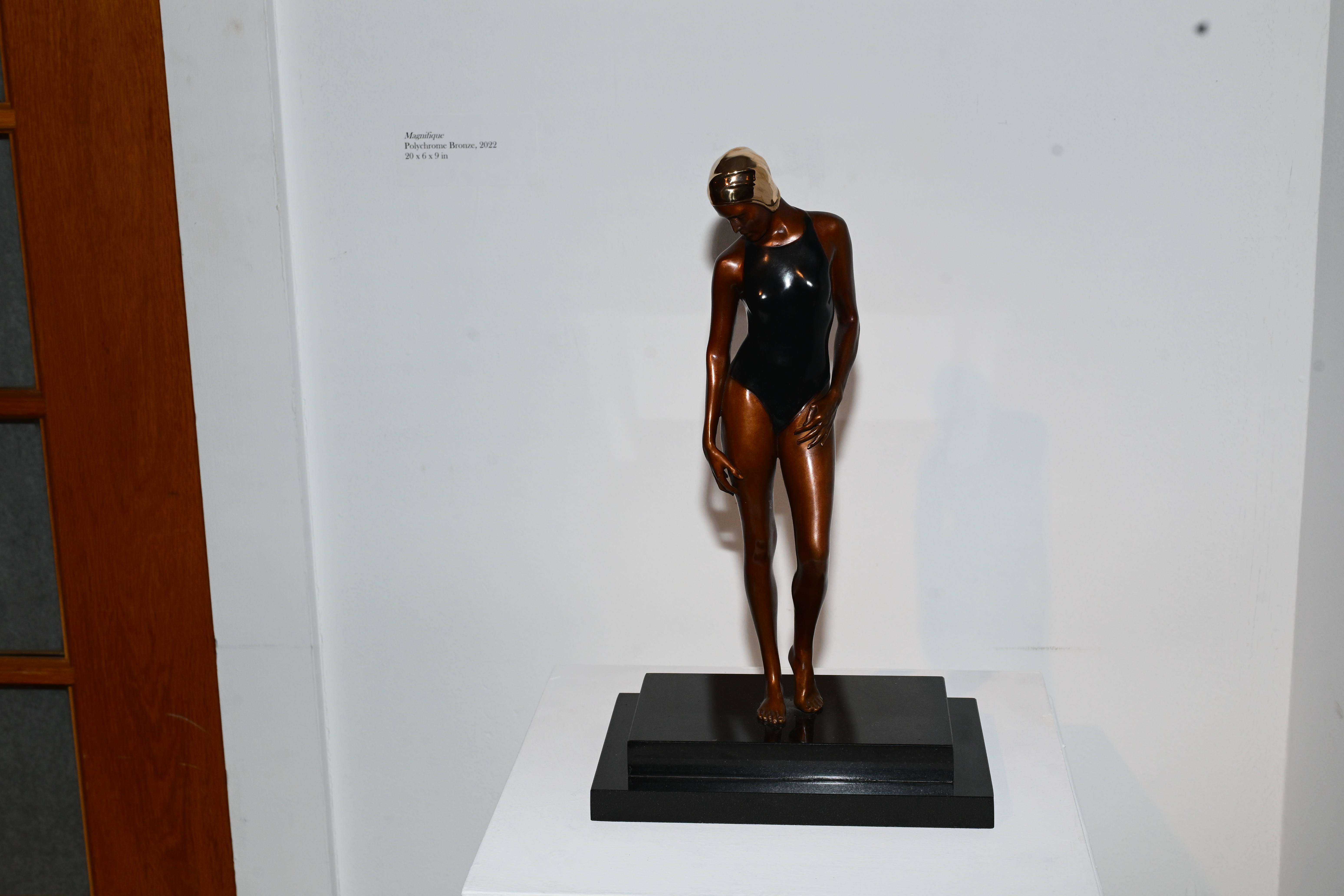 Carole A. Feuerman returned to Queensborough Community College for the opening of “From Line to Life,” an exhibition celebrating the internationally recognized artist’s evolution from early drawings to her renowned super realist sculptures. 