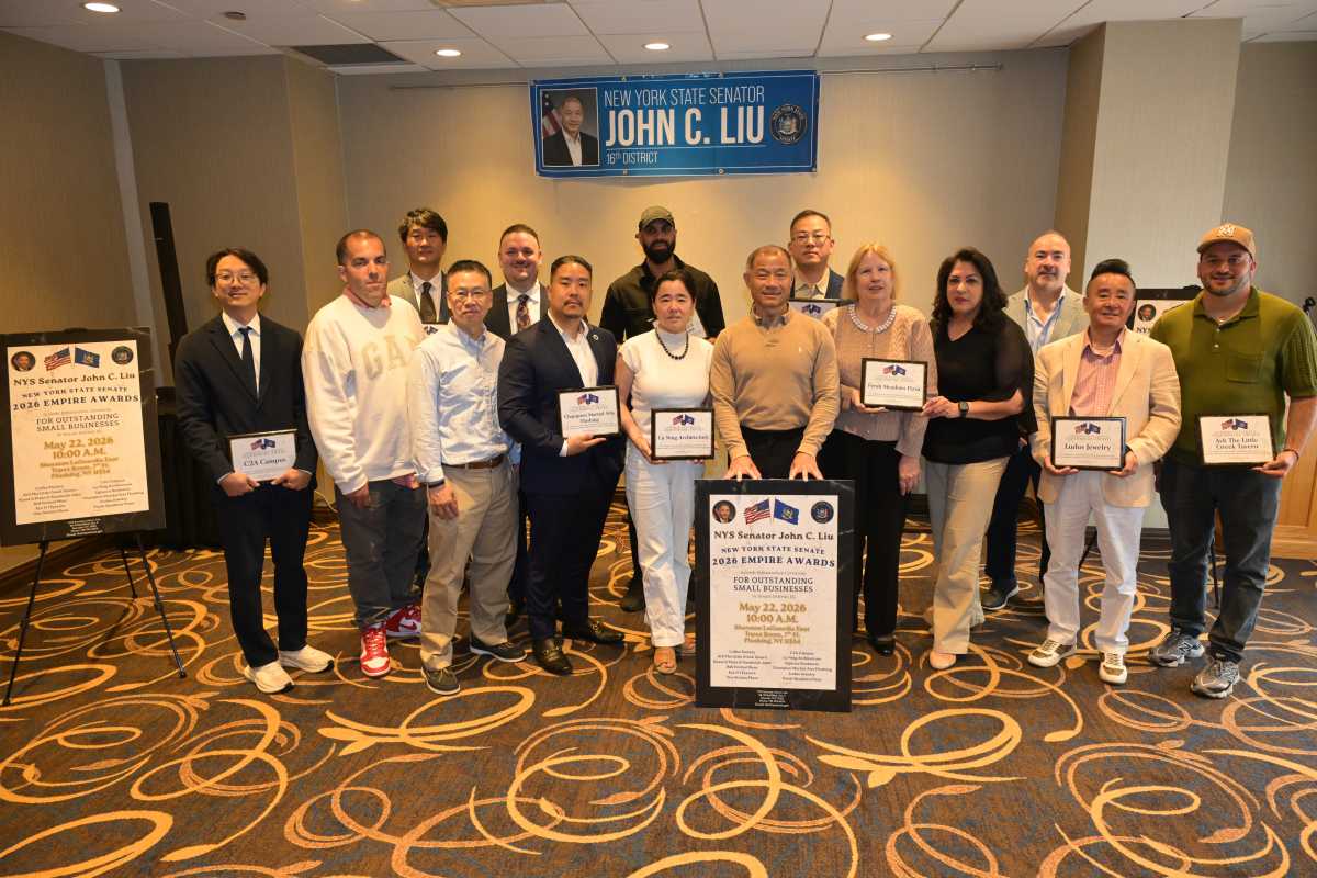 Sen. Liu presents Queens businesses with NYS Empire Award for community service – QNS